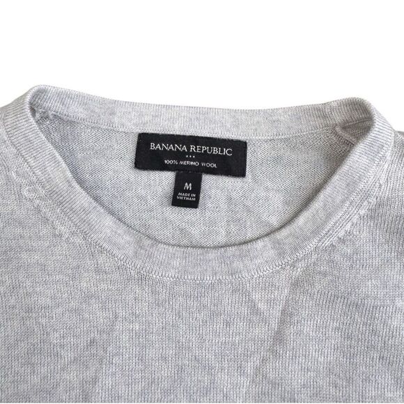 Banana Republic Men's 100% Merino Wool Pull Over Sweater Size Medium - Picture 3 of 4